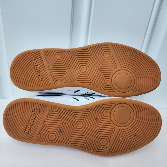 Reebok Men's Club Memt Sneaker Size 9.5 White Gum Sole - Picture 8 of 11